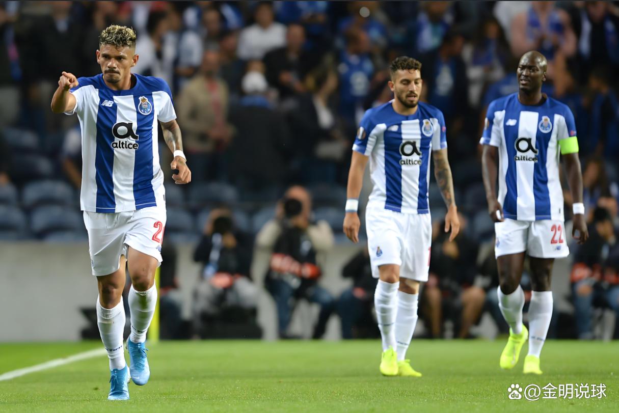 星空体育-火箭雷霆保罗最后防守  第2张